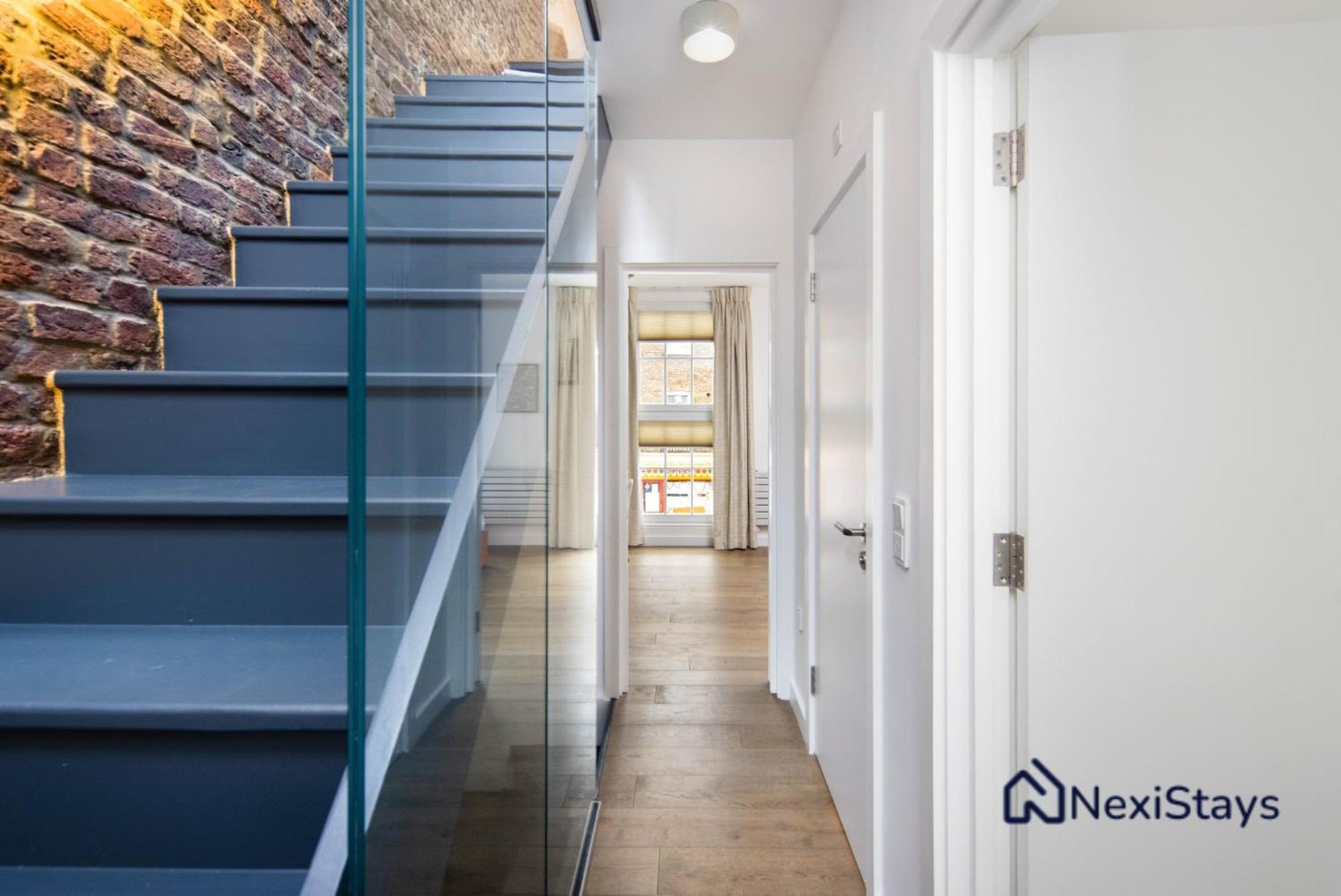 1 Min Walk To Euston Station, Modern Townhouse Apartment Londra Exterior foto
