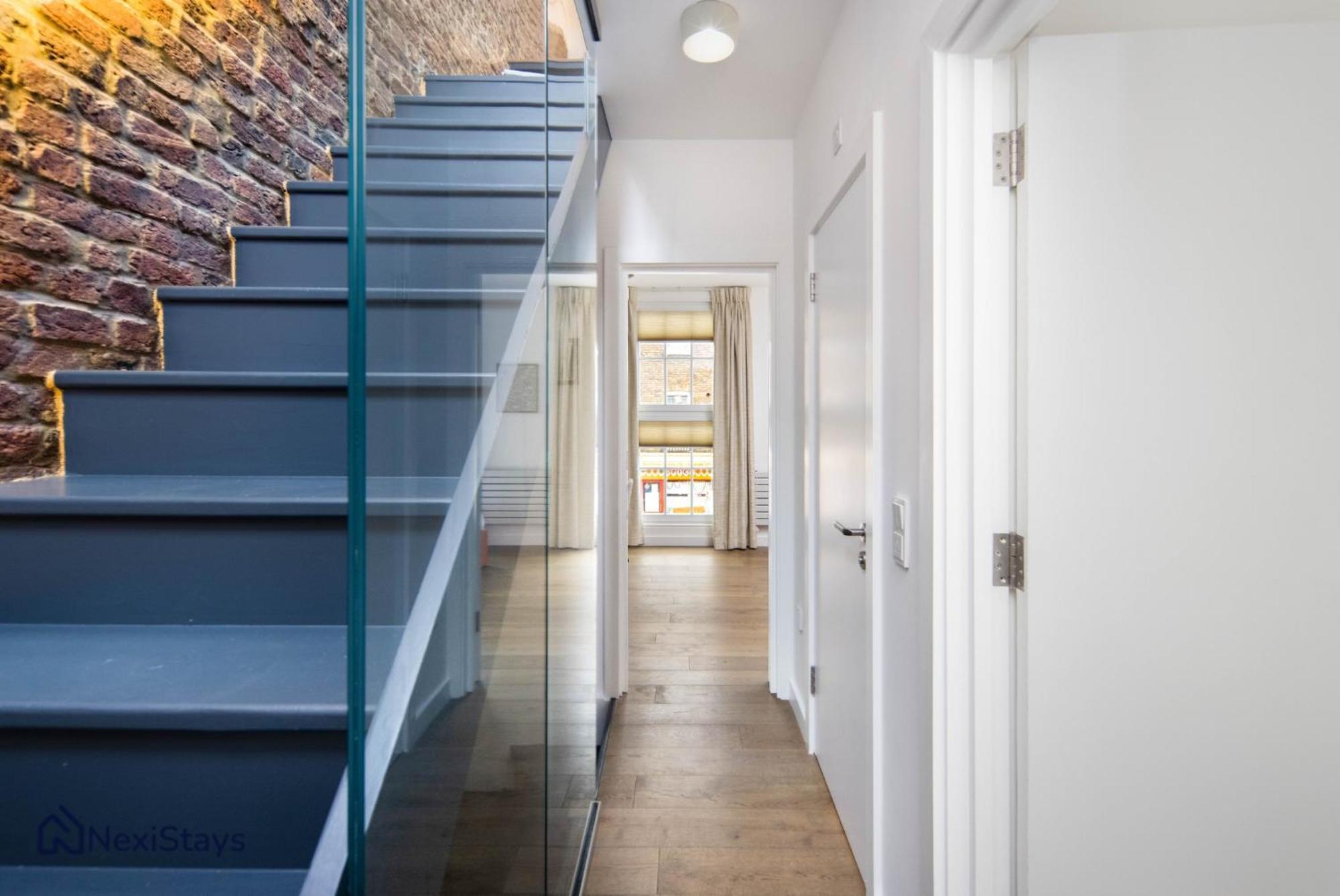 1 Min Walk To Euston Station, Modern Townhouse Apartment Londra Exterior foto