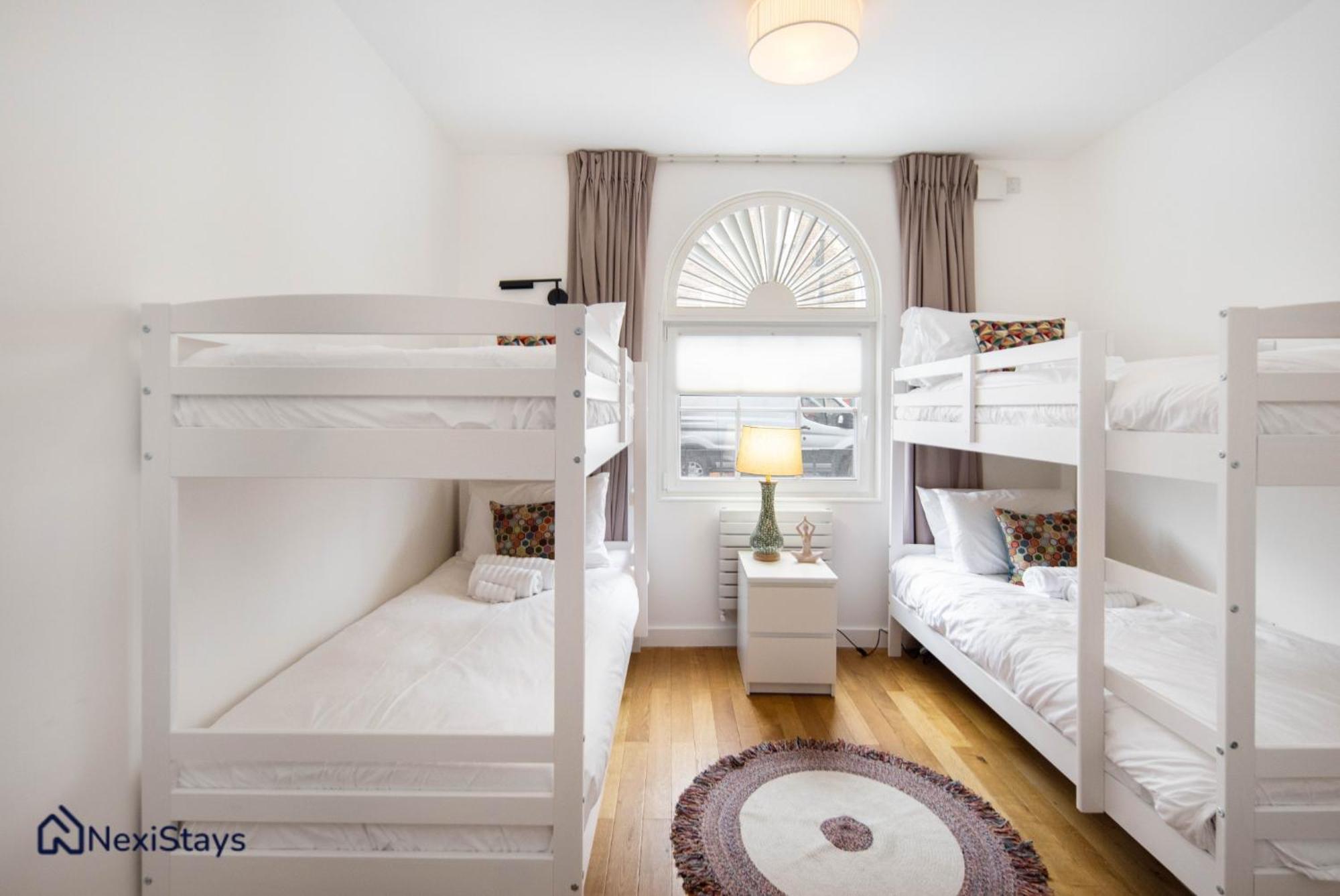 1 Min Walk To Euston Station, Modern Townhouse Apartment Londra Exterior foto