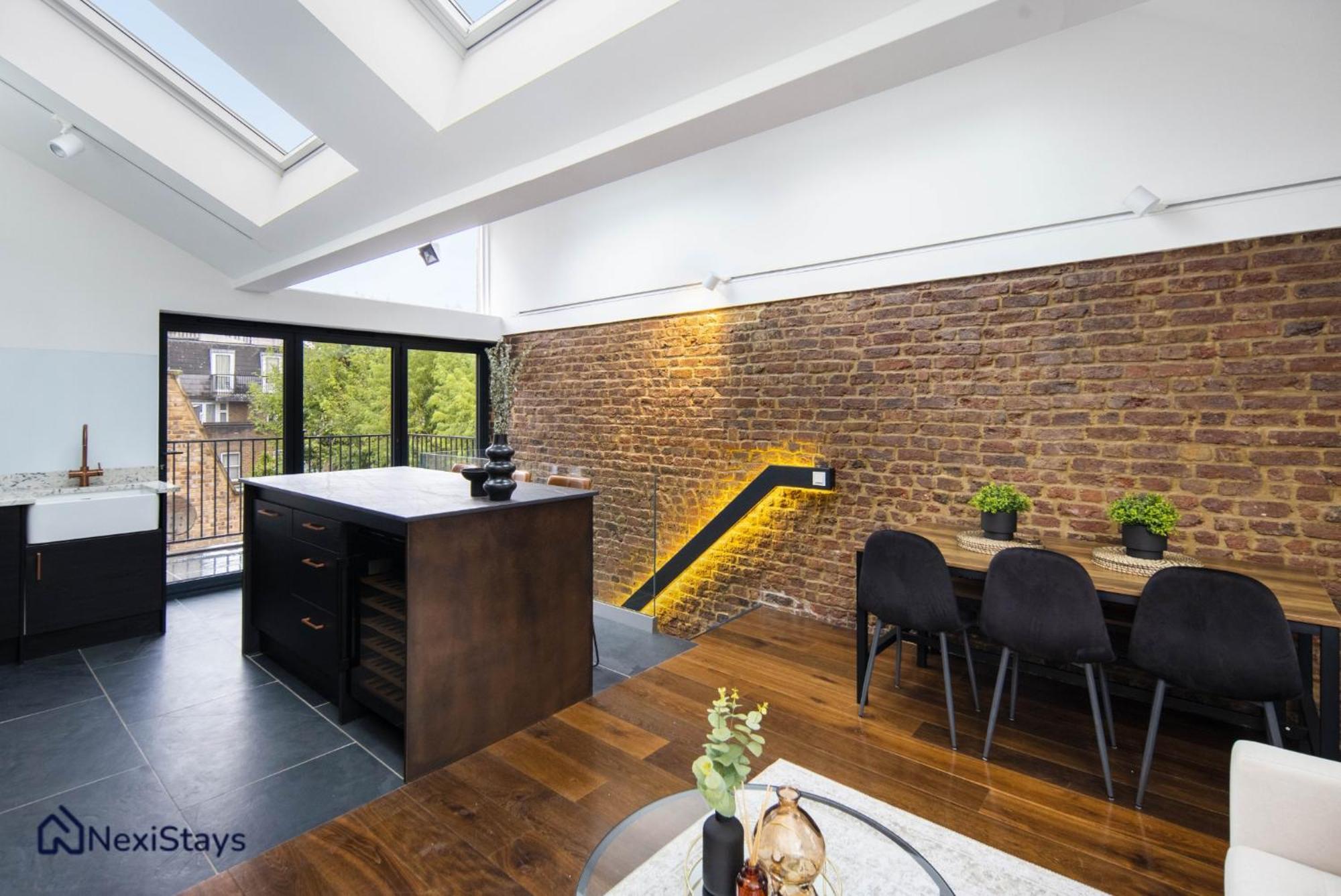 1 Min Walk To Euston Station, Modern Townhouse Apartment Londra Exterior foto