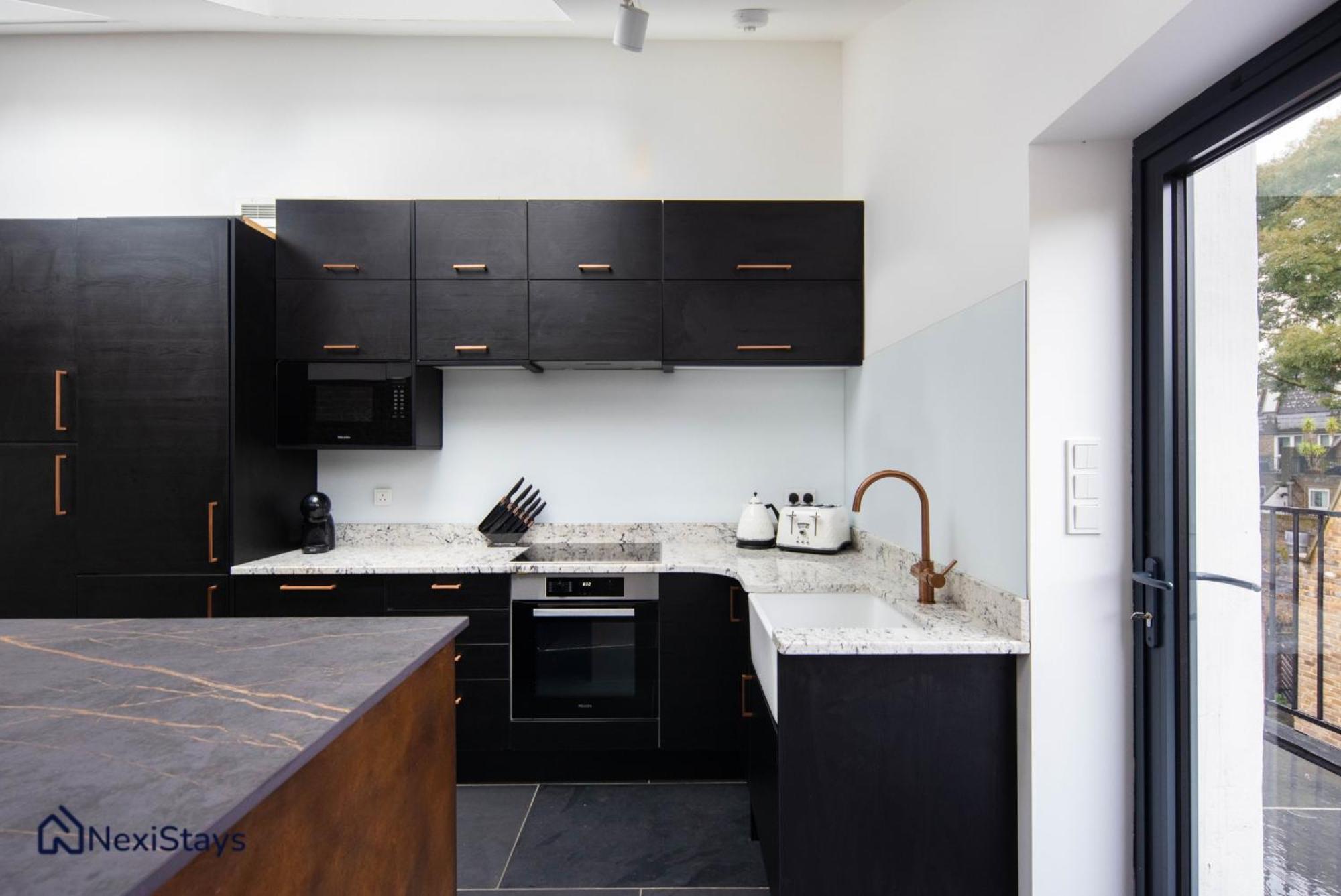 1 Min Walk To Euston Station, Modern Townhouse Apartment Londra Exterior foto