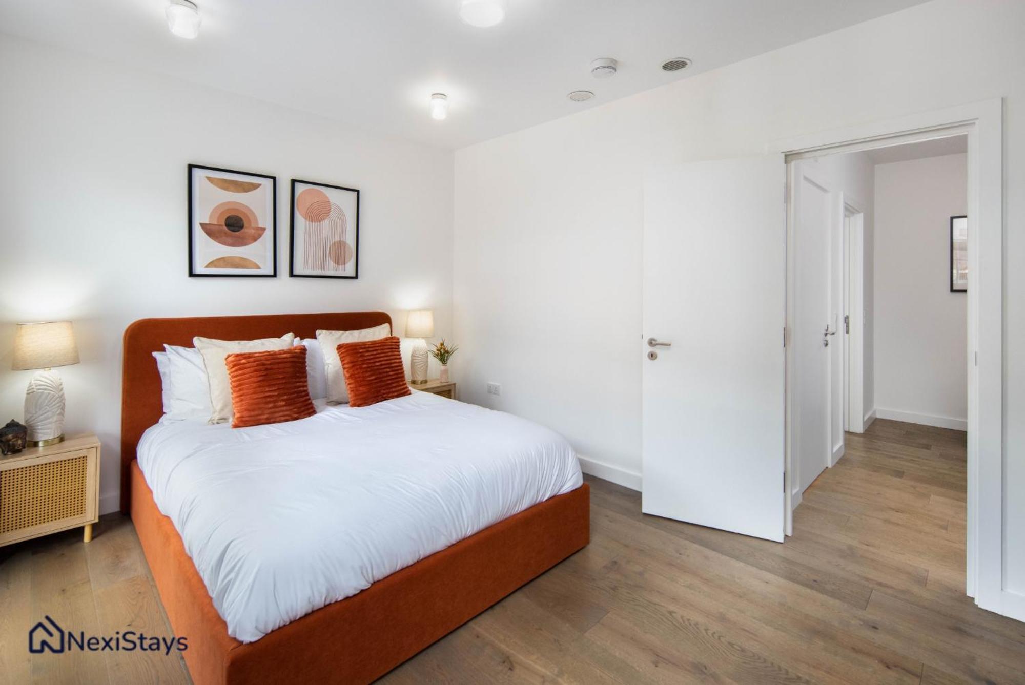 1 Min Walk To Euston Station, Modern Townhouse Apartment Londra Exterior foto