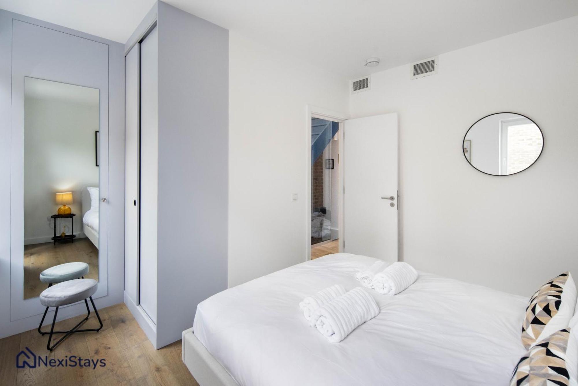 1 Min Walk To Euston Station, Modern Townhouse Apartment Londra Exterior foto
