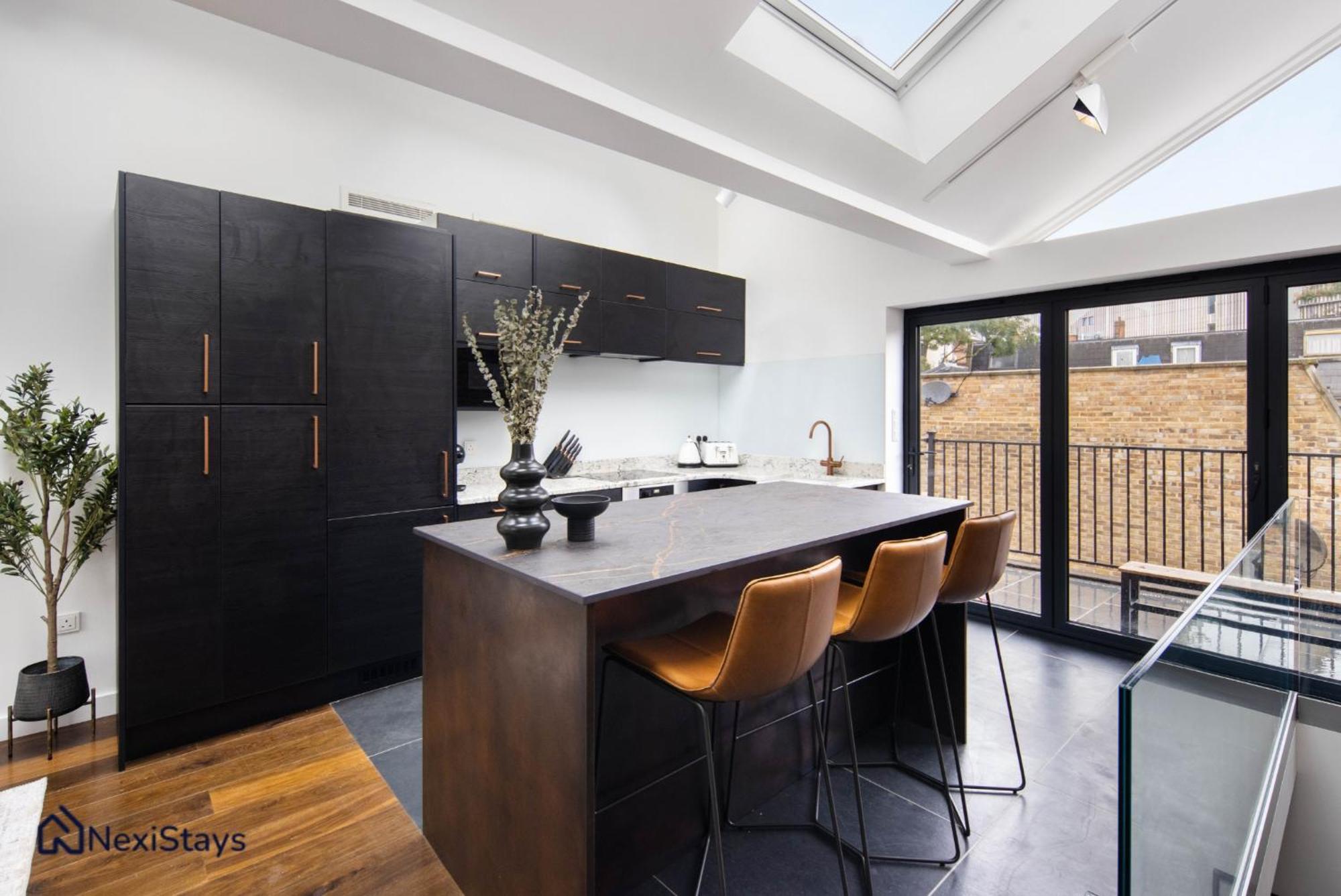 1 Min Walk To Euston Station, Modern Townhouse Apartment Londra Exterior foto